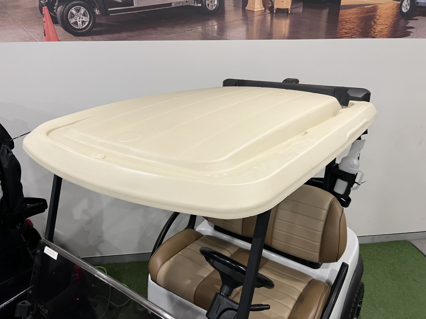 Golf cart roofs available via auction