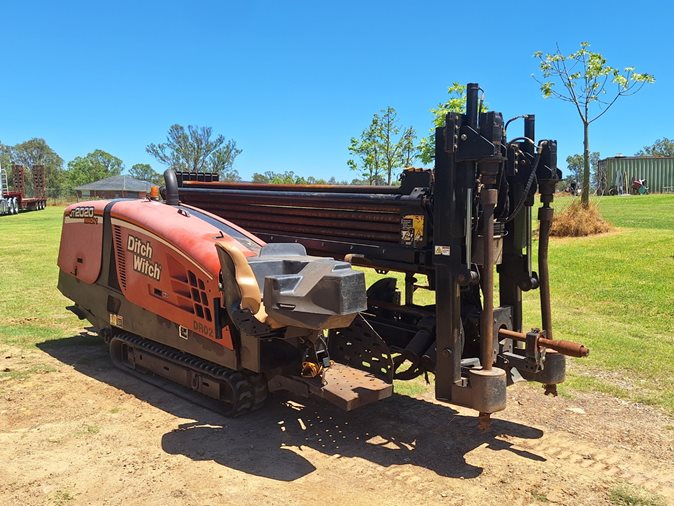 View 2013 Ditch Witch JT2020 MACH1 via auction.