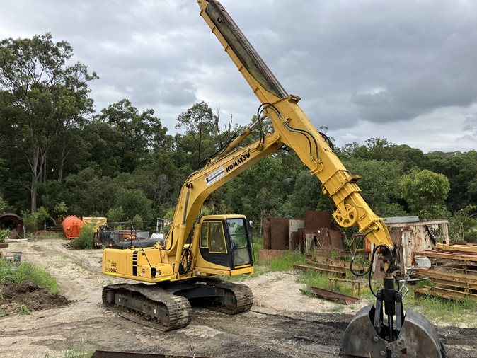 View 2003 Komatsu PC200-6E via auction.