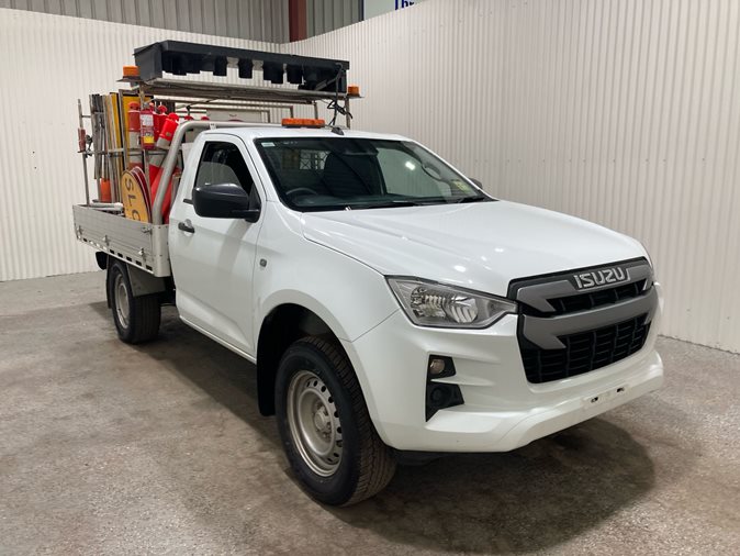 View 2022 Isuzu D-MAX available via auction