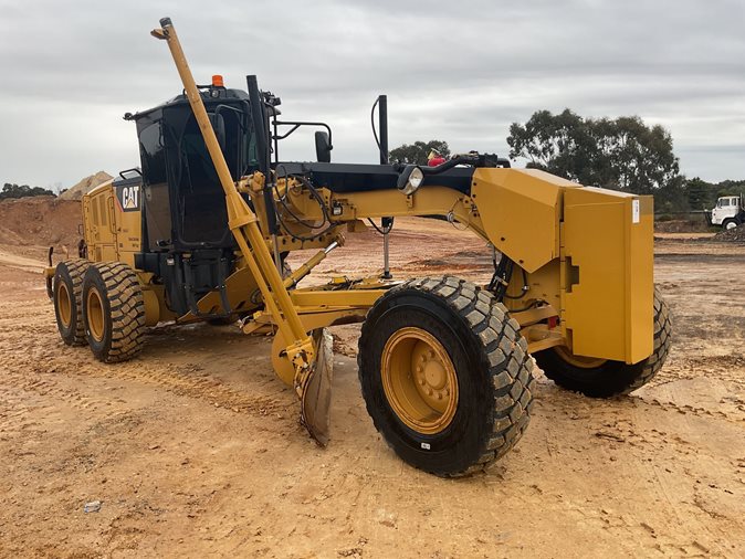 View a 2014 Caterpillar 140M VHP Plus available via auction.