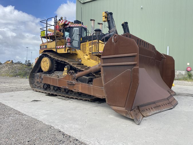 View 2005 Caterpillar D11R via auction.