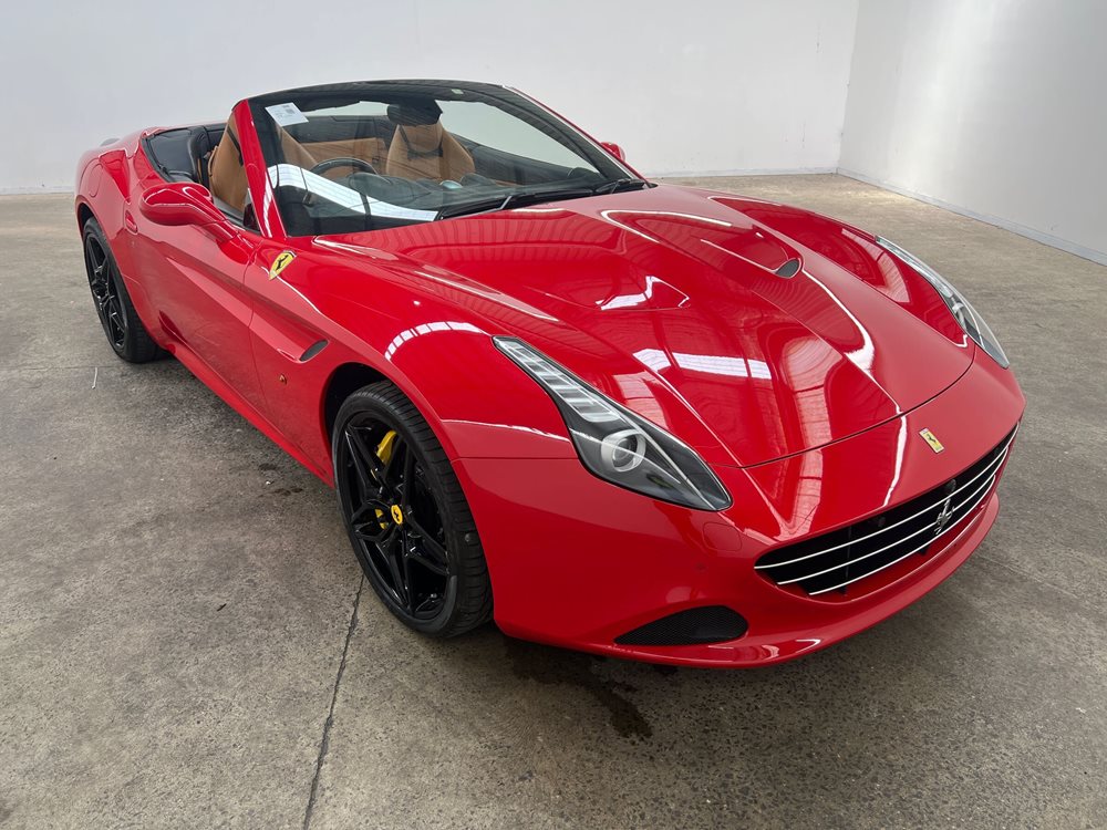 View 2014 Ferrari California via auction.