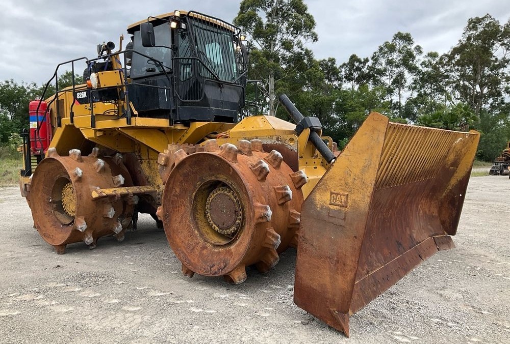 View 2019 Caterpillar 826K via auction.