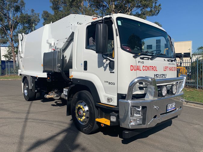 View a 2024 Isuzu FVD 165 300 available via auciton.