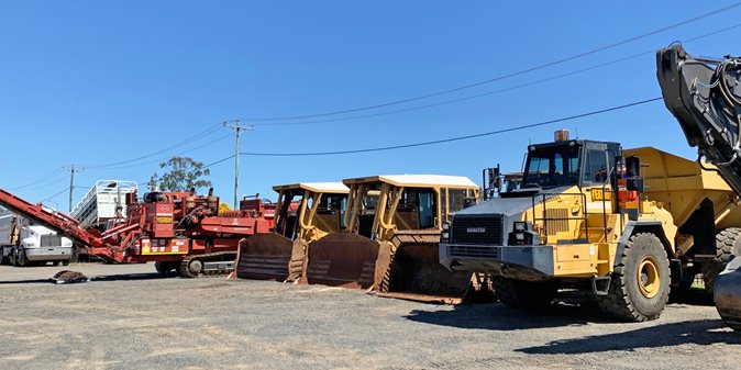 View range of Earthmoving & Waste Contractor equipment available via auction.