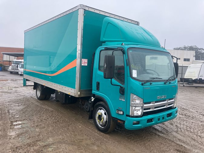 View salvage 2013 Isuzu NQR 450 Long available via auction.