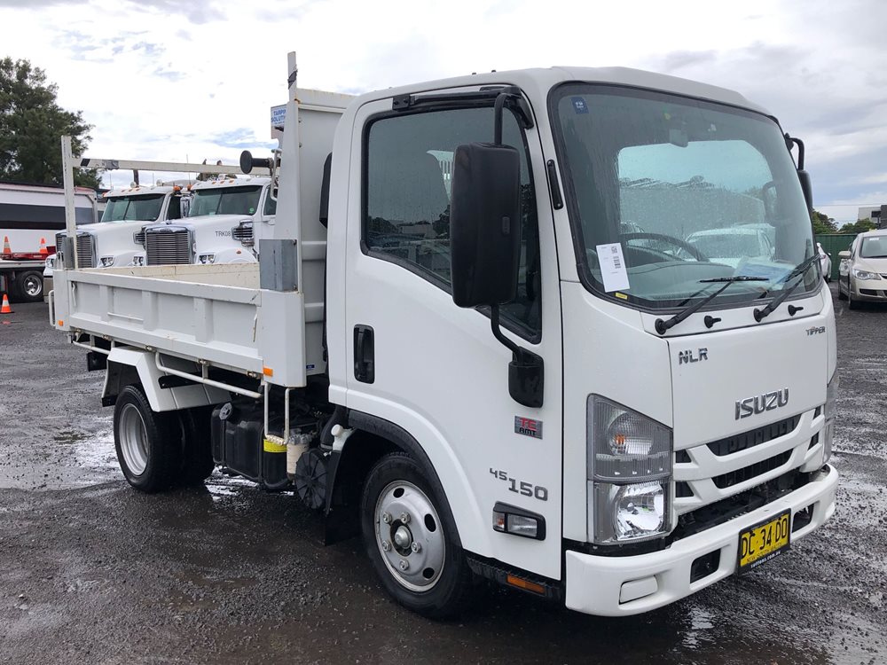 View 2021 Isuzu NLR via auction.