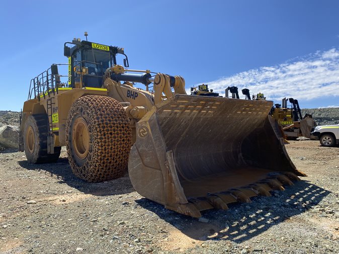 View 2009 Caterpillar 992K via auction.